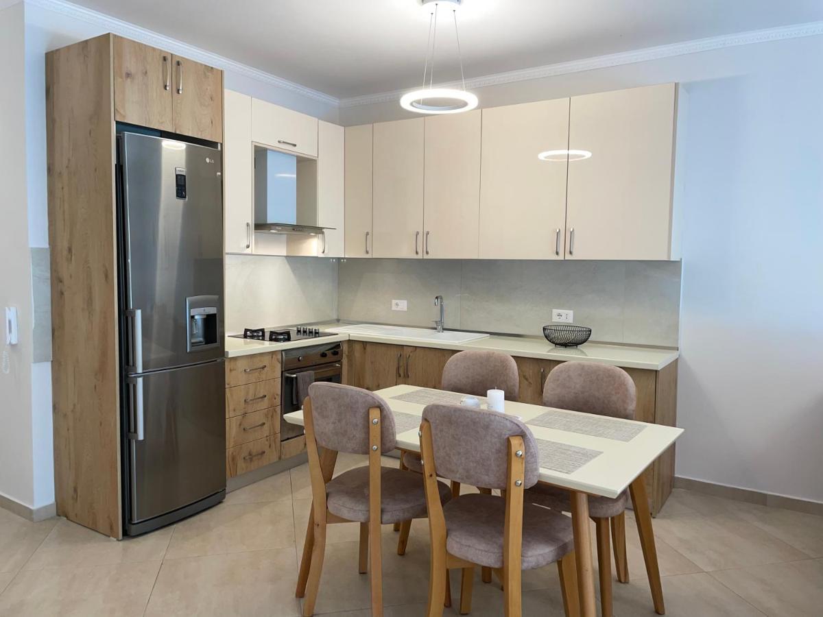 Peak Apartment Modern Durres City Centre #2 Luaran gambar