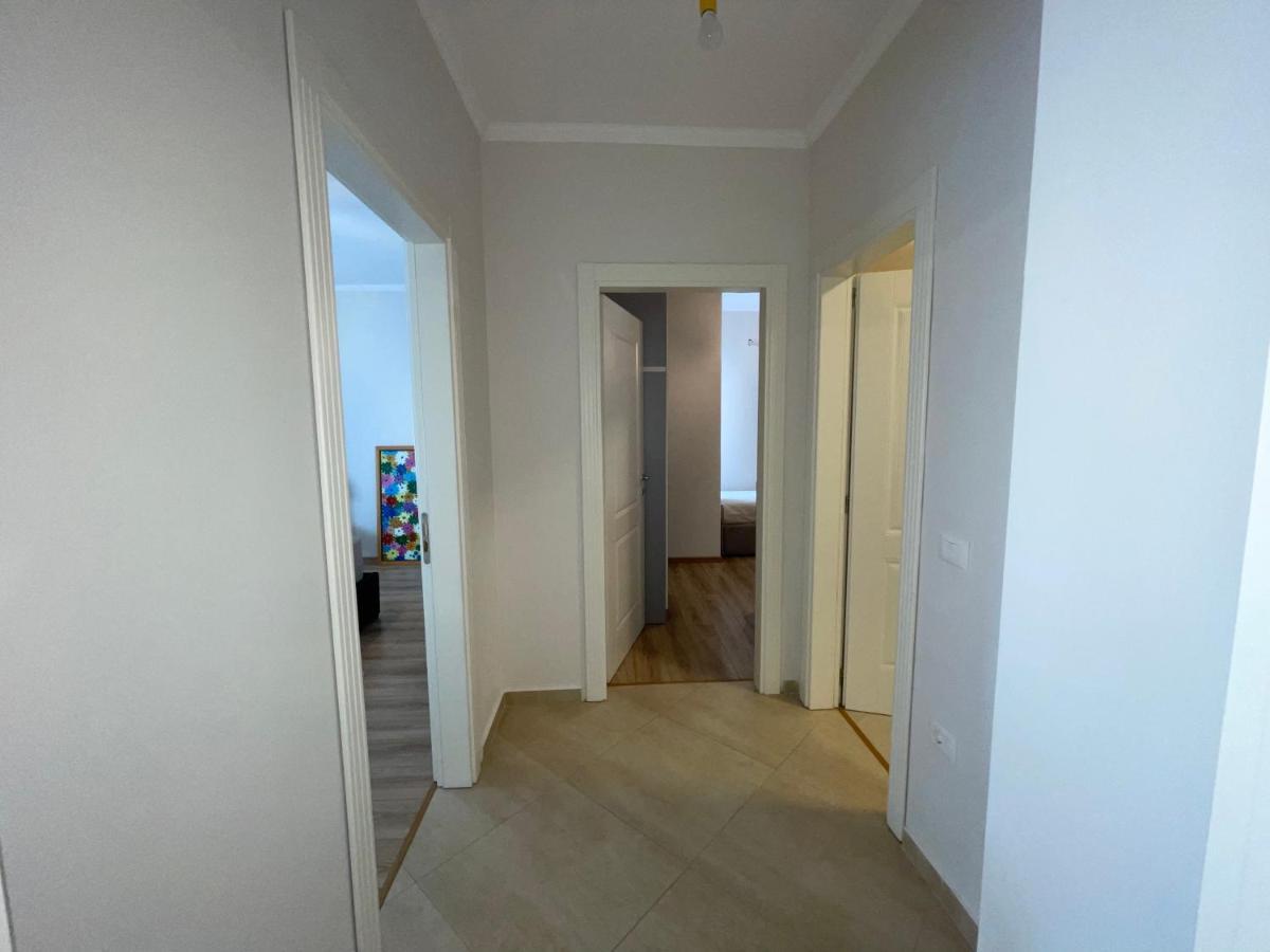 Peak Apartment Modern Durres City Centre #2 Luaran gambar