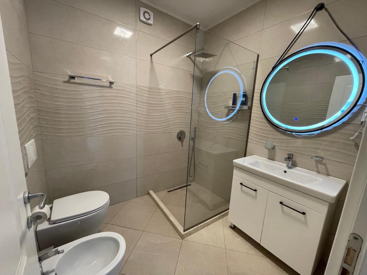 Peak Apartment Modern Durres City Centre #2 Luaran gambar